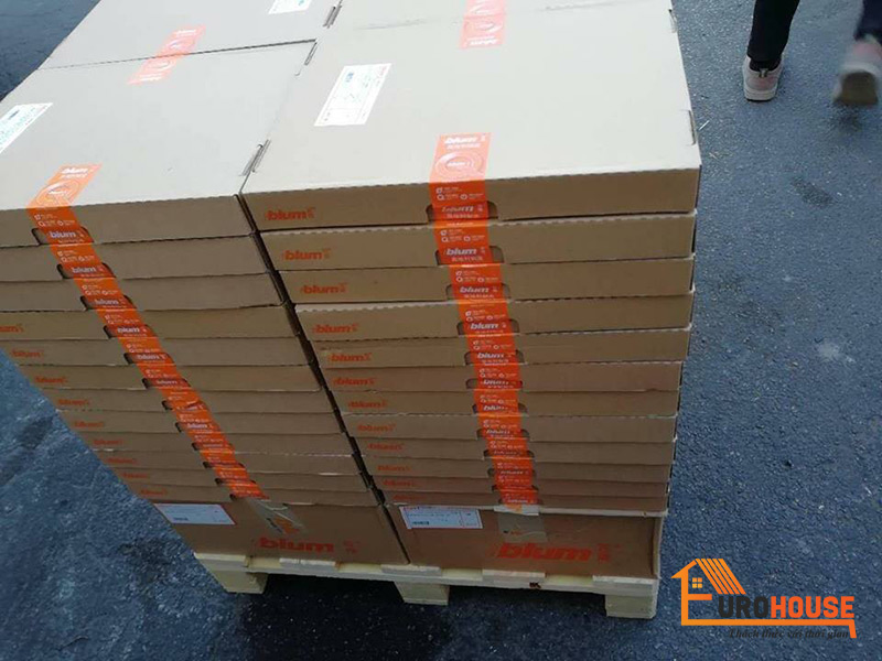 Phụ kiện tủ bếp Blum: tìm hiểu từ A-Z ưu nhược điểm nên biết