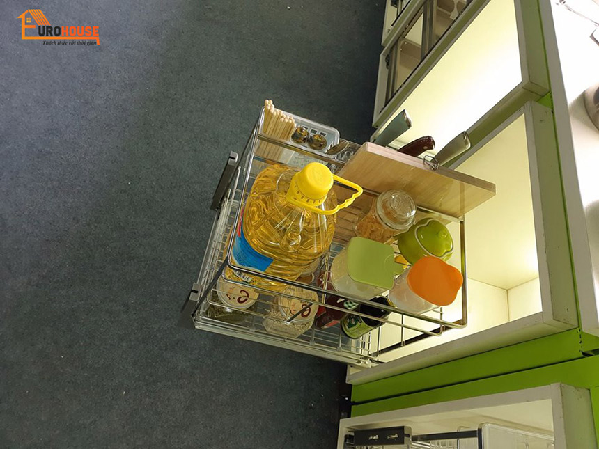 Phụ kiện tủ bếp dưới bằng inox xu hướng mua sắm số 1 hiện nay